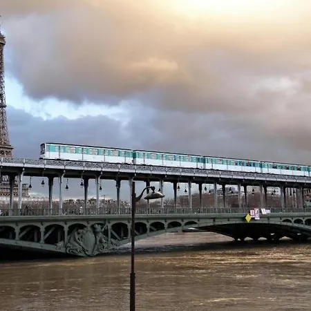 Eiffel Citea Dayroom Espace Sans Nuitee Et Partagee Chatillon Nuitee -- Repos Journee Ou Espace Travail 8-19h Proche Tour Eiffel Ou Usage Bureau A L'heure En Journee -- Nuitee Chatillon Avenue París