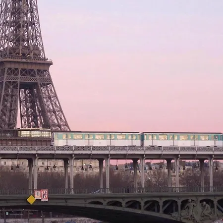 Eiffel Citea Dayroom Espace Sans Nuitee Et Partagee Chatillon Nuitee -- Repos Journee Ou Espace Travail 8-19h Proche Tour Eiffel Ou Usage Bureau A L'heure En Journee -- Nuitee Chatillon Avenue Habitación en casa particular *